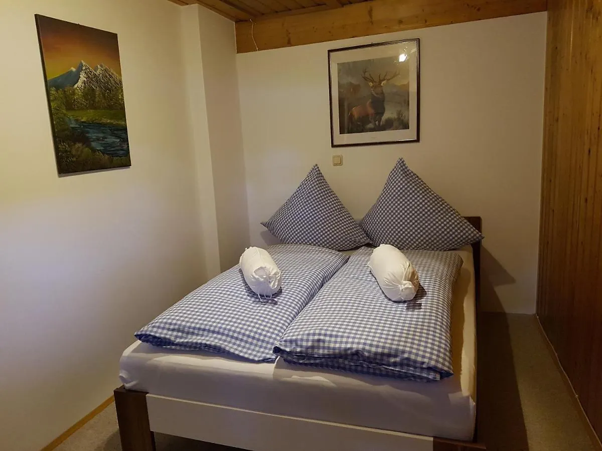 Ferienwohnung Kraihof, 83703 Gmund Am Tegernsee 0*,  Alemania